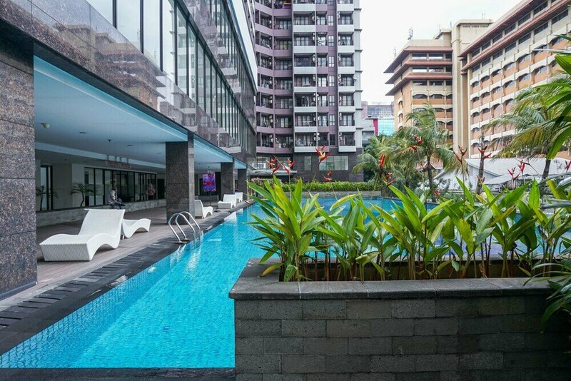 Гостиница Comfy and Simply 1br Tamansari Semanggi Apartment в Джакарте