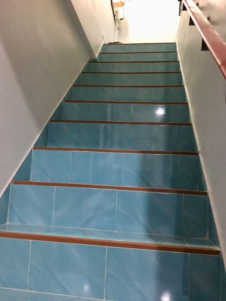 Фото Srithong Guesthouse