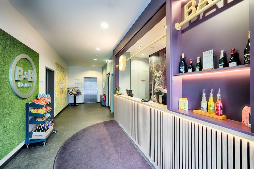 Фото B&b Hotel München-Moosach