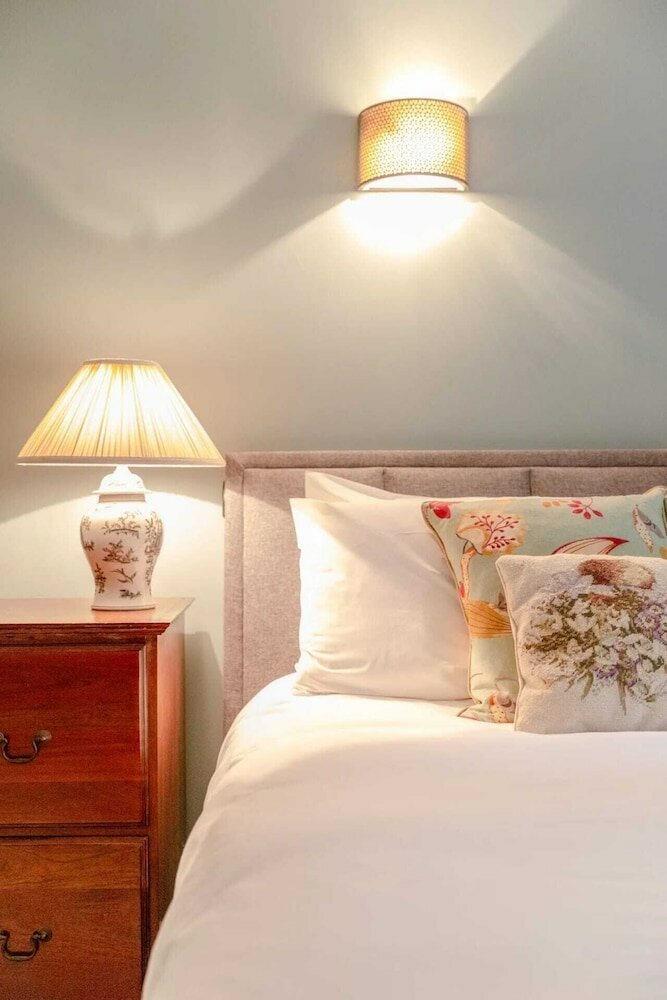 Фото Spacious 2 Bedroom Flat in Wandsworth