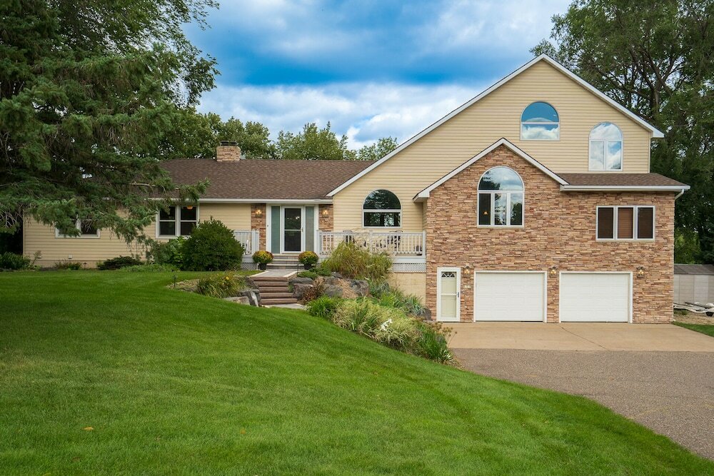 Фото Manor on the River - Whole House