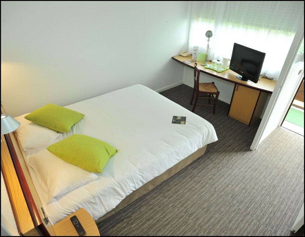 Фото Kyriad Chalons EN Champagne - Saint Martin