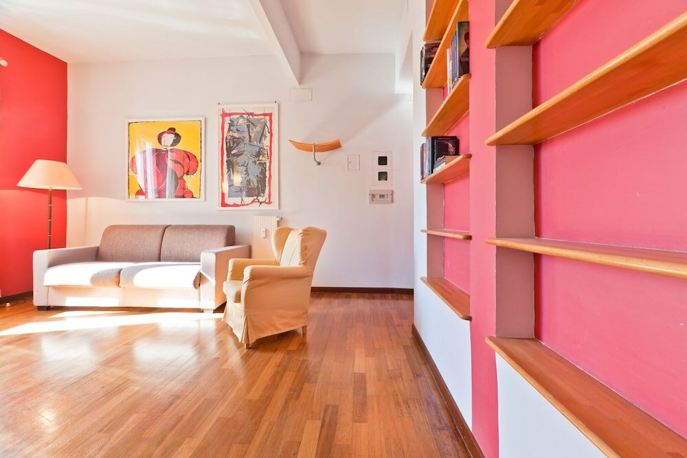 Фото Portaportese Wooden Flat