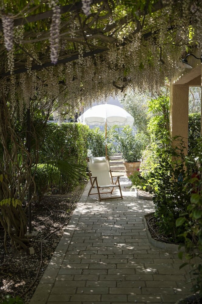 Фото Hotel Lou Cagnard