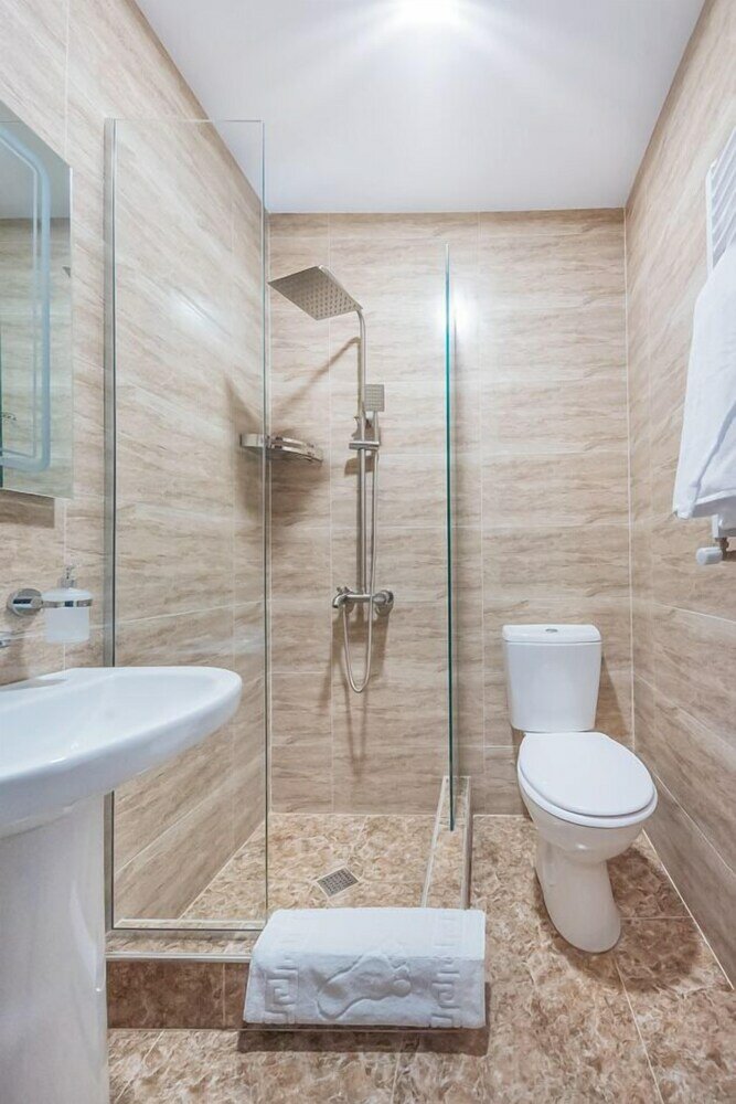 Фото Dzvel Ubanshi