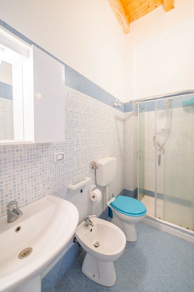 Фото Charm Of Ortigia Central Flat