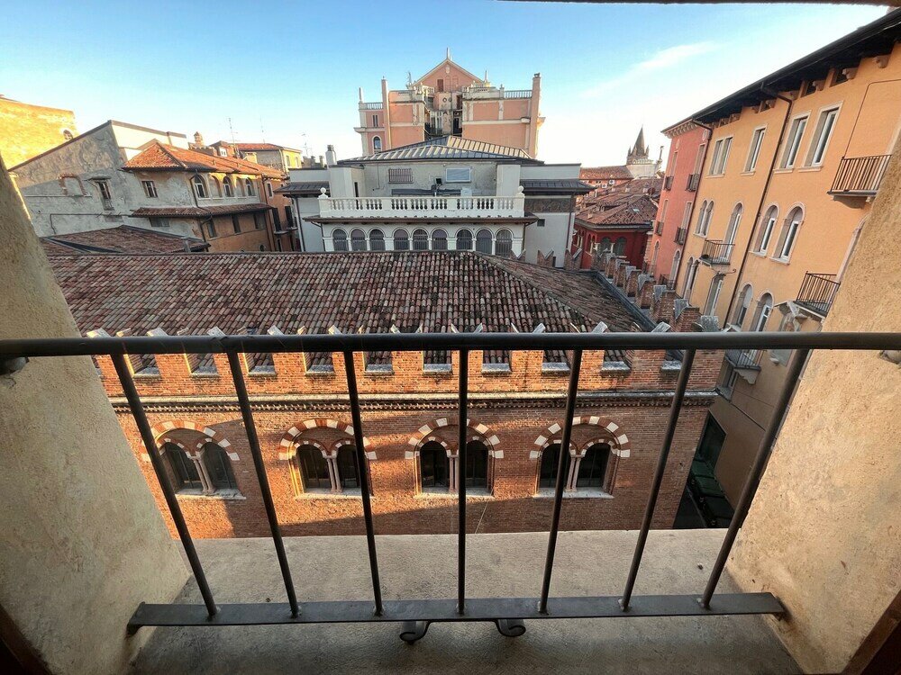 Фото Piazza Erbe Lodge