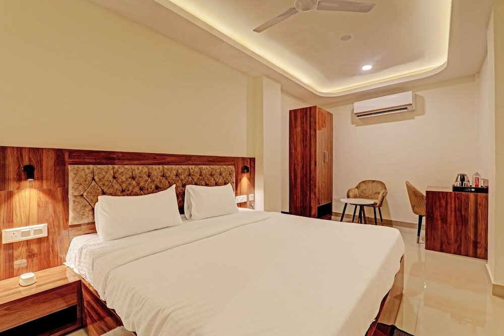 Фото Hotel Heera Grand