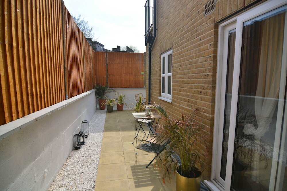 Фото Macarena Wharf Apartments