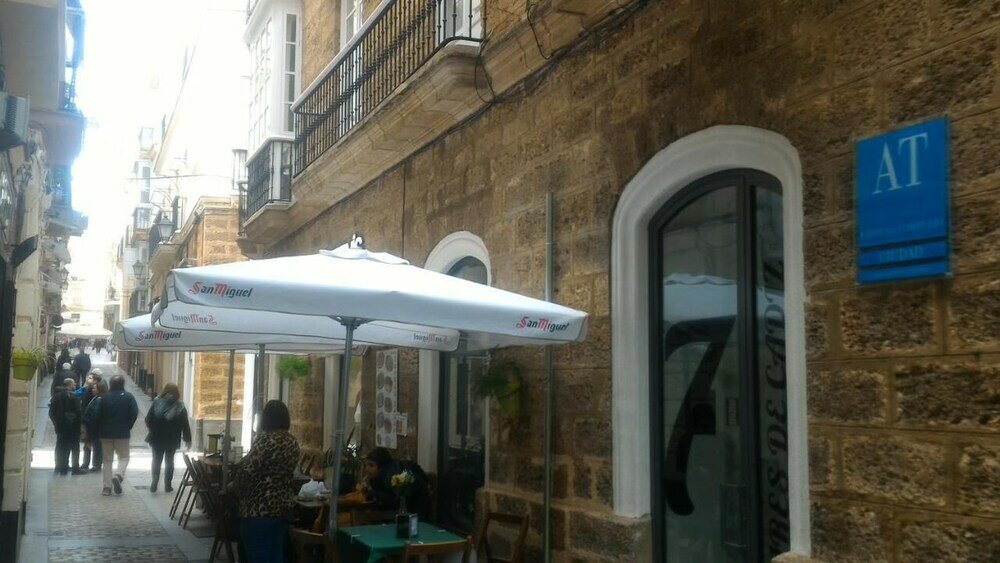 Фото Apartamentos Gadir Centro