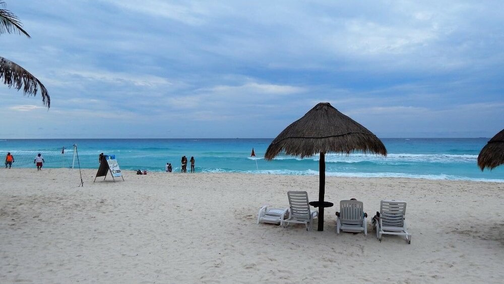 Фото Solymar Cancun Condos