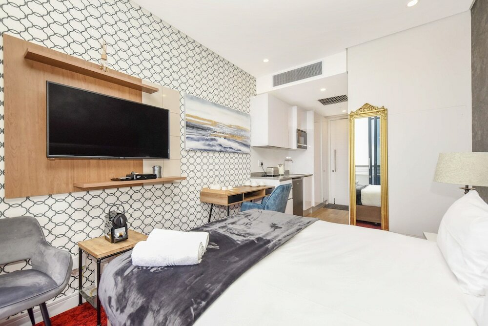 Фото Illovo Central Apartments