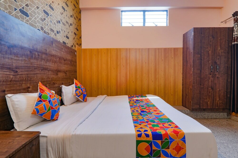 Фото Fabhotel Gsv Inn