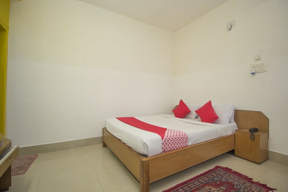 Фото Oyo 29736 Nandanik Palace