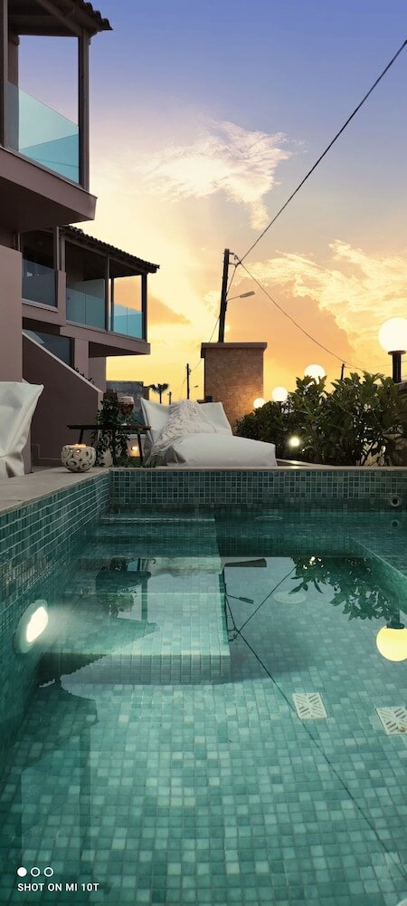 Фото Aegean Breeze Apartments