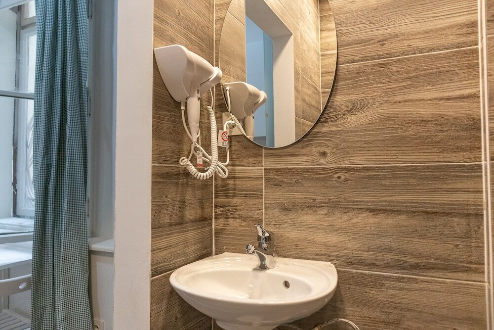 Фото Modern Hotel Mariahilfer Straße