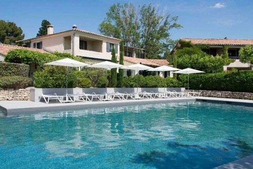 Гостиница Du Côté des Olivades в Ниме