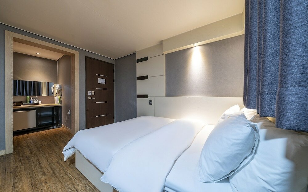 Фото Bucheon A Plus