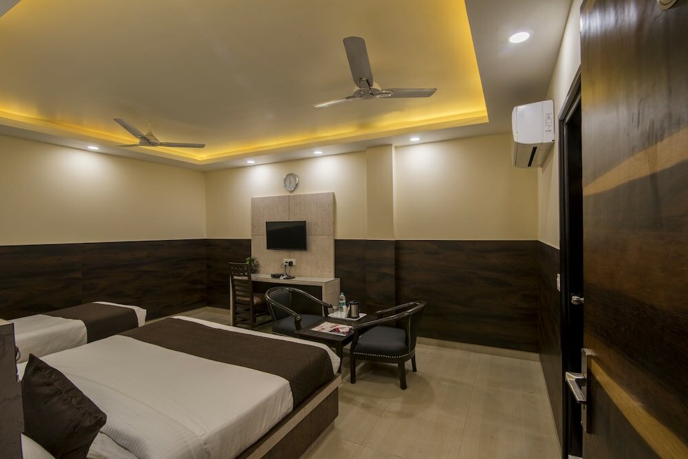 Фото Hotel Mahajan Internatioanal