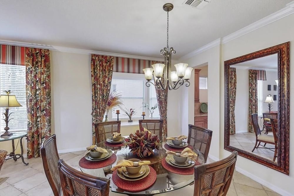 Фото Chun's Bella Vida Resort Vacation Home