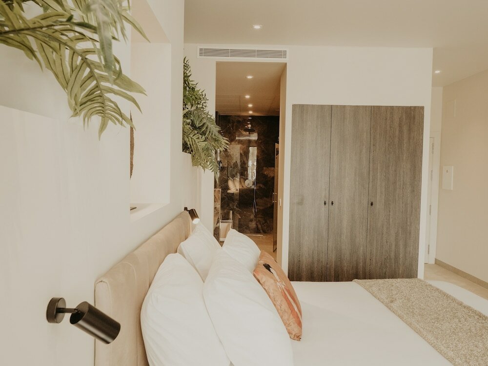 Фото Comfy Studios