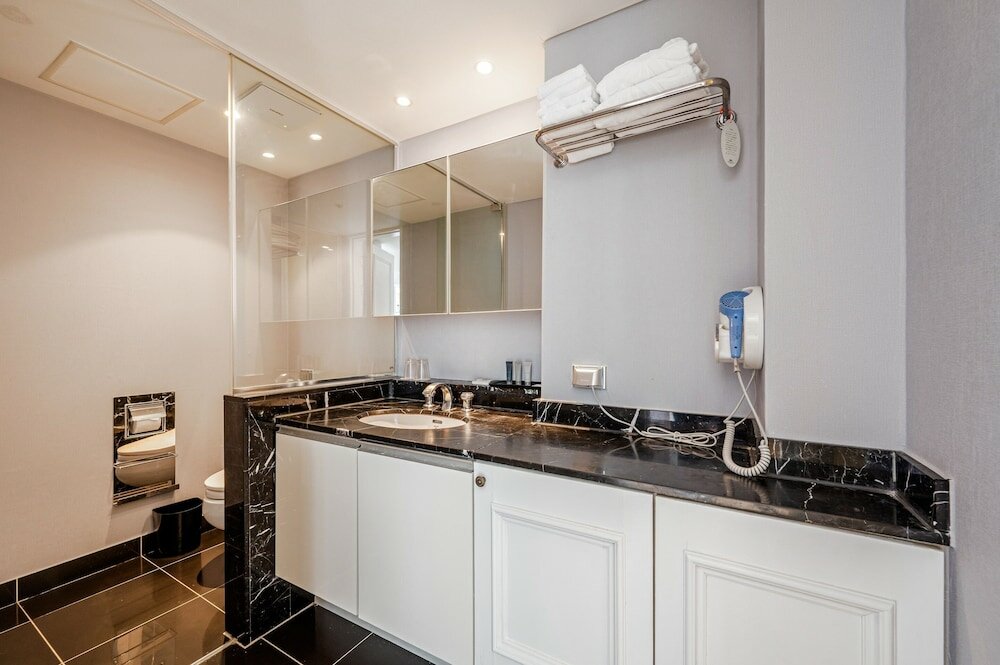 Фото Haeundae Seacloud Hotel Residence