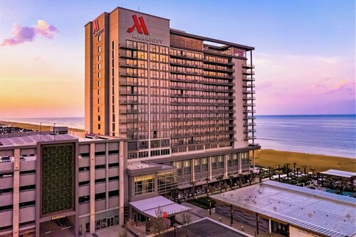 Гостиница Marriott Virginia Beach Oceanfront Resort в Вирджиния-Бич