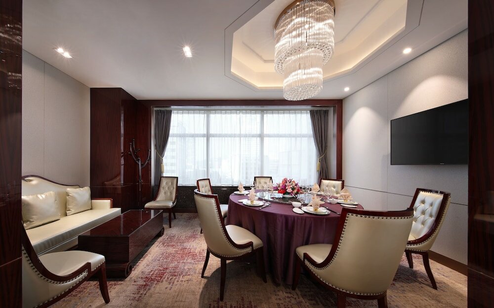 Фото Asia International Hotel Guangzhou