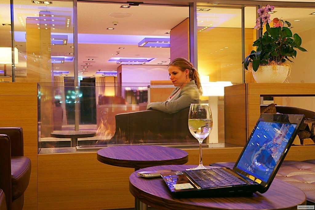 Фото H+ Hotel Zürich