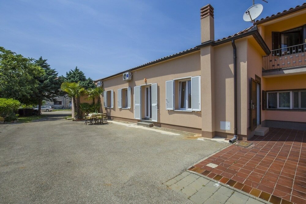 Фото Apartments Zazah