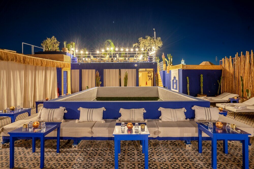 Фото Zwen Zwen Boutique Hotel Rooftop & SPA