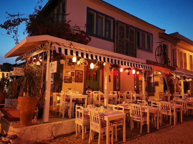 Гостиница Porto Fenari Alaçatı в Чешме