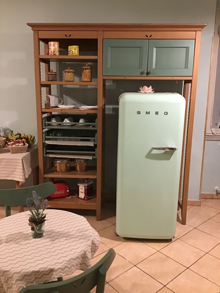 Фото Achirina Bed and Breakfast