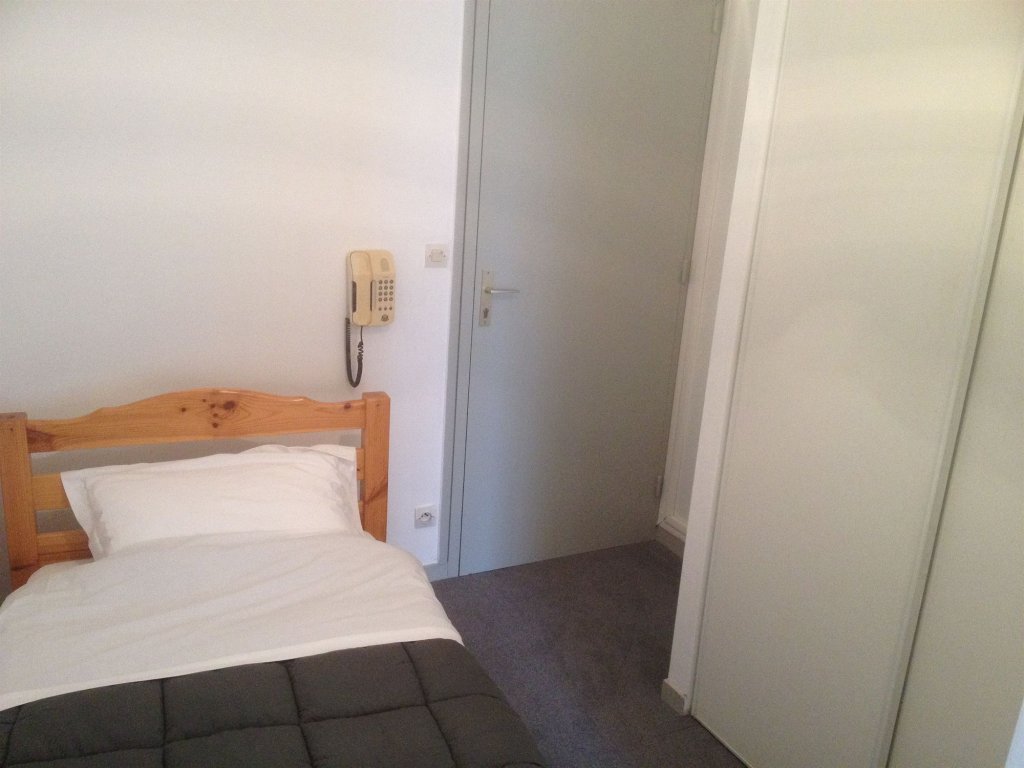 Фото Hôtel Le Relais