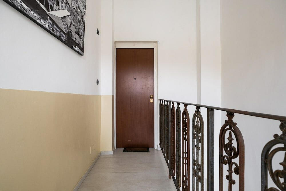 Фото Palazzina Carracci - Appartamento Tarantino