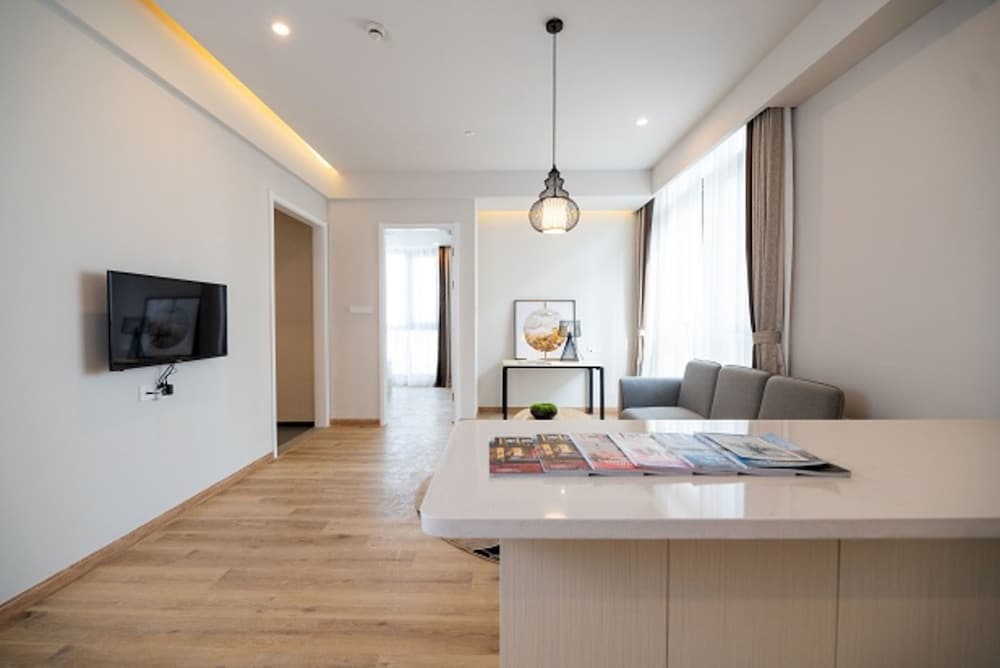 Фото Suisse Place Shanghai