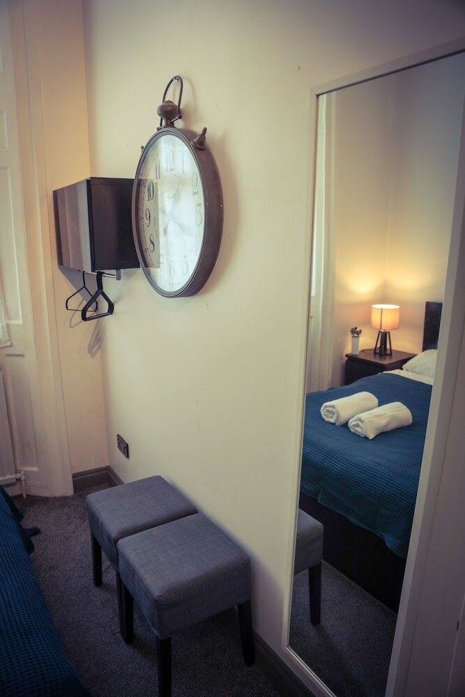 Фото Warren st Apt