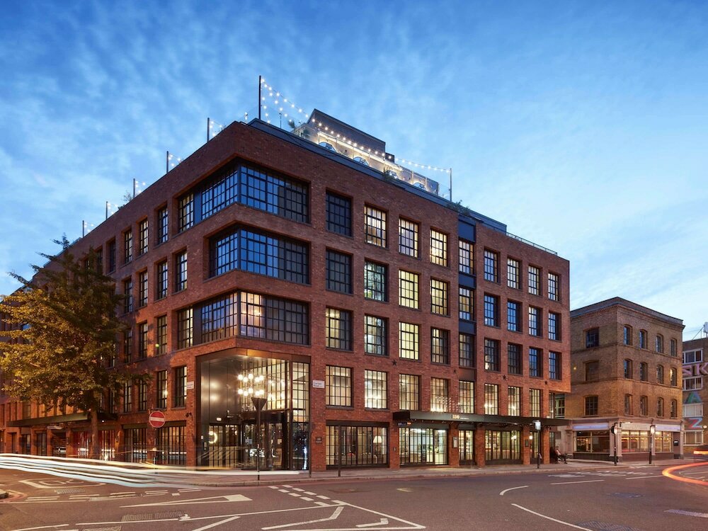 Фото отеля 1