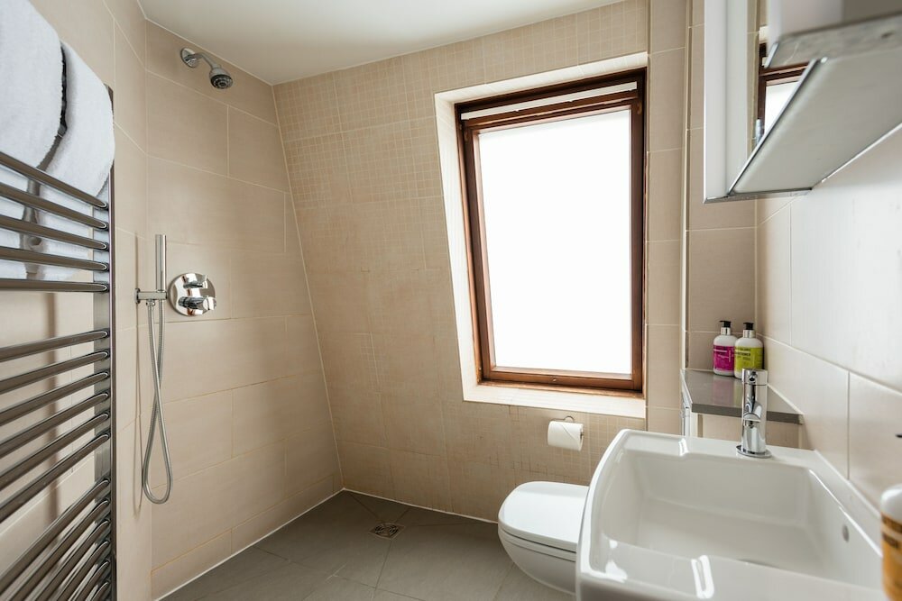 Фото The Paddington Mews - Comfortable & Elegant 3bdr Paddington House