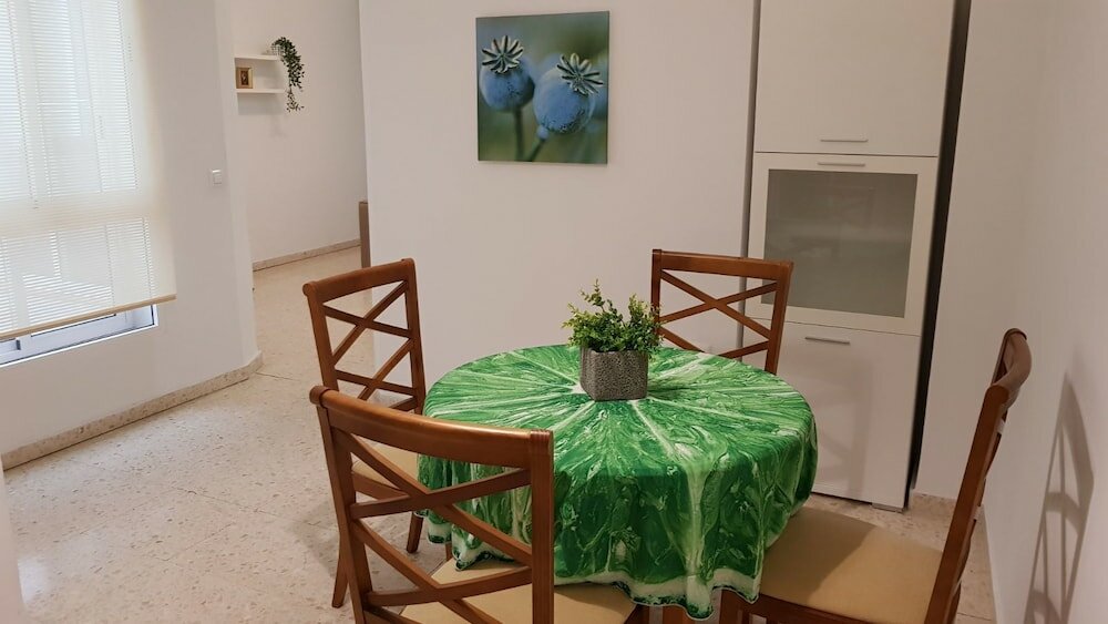 Фото Amplio y Luminoso EN el Corazon Sevilla