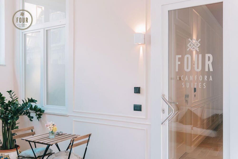Фото Four - Acanfora Suites