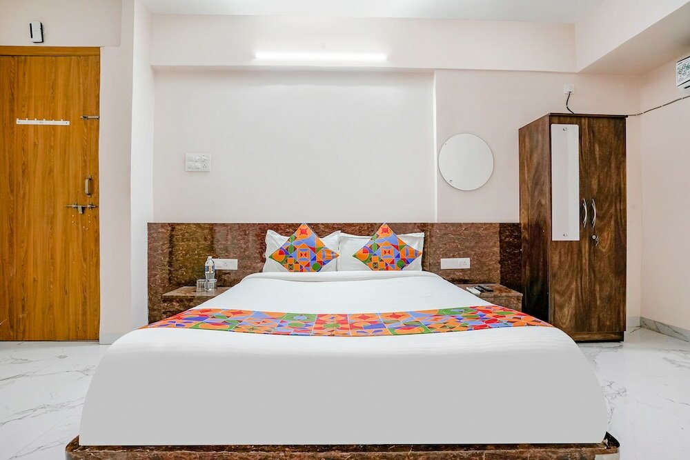 Фото Fabhotel Wakad Villa