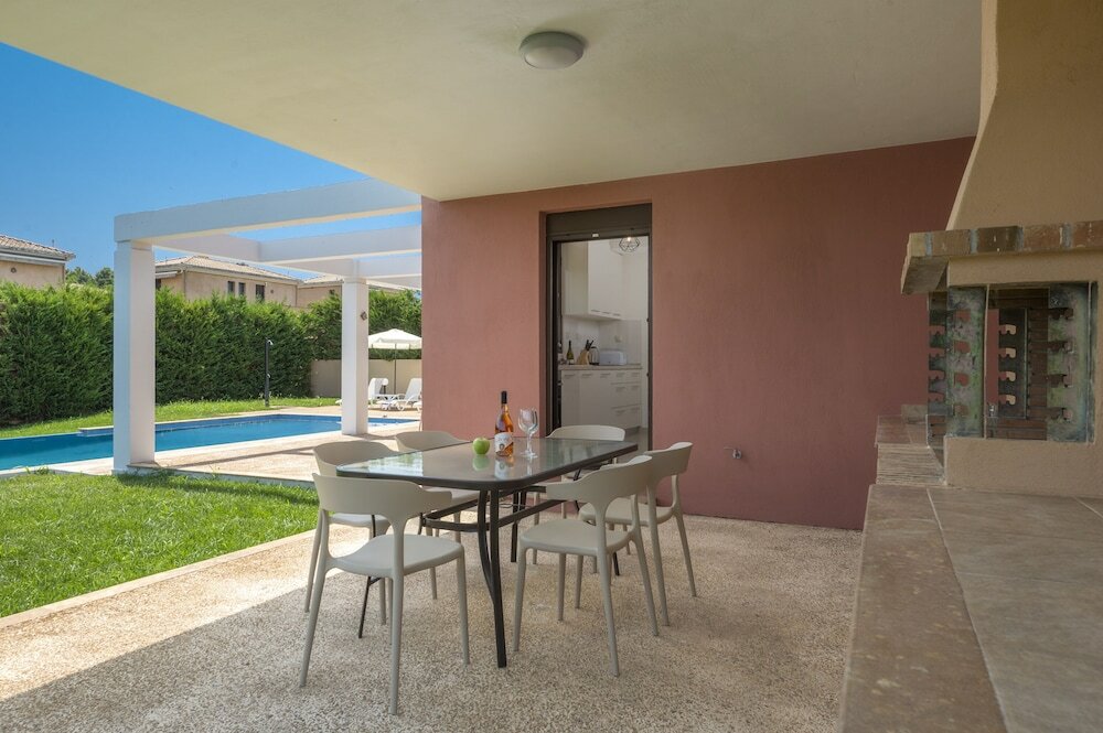 Фото Orange Tree Villas