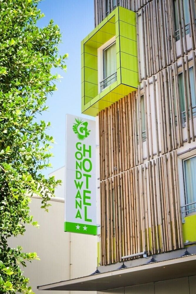 Фото отеля 2