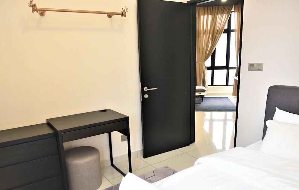 Фото J Dupion Residence by Greater Stay