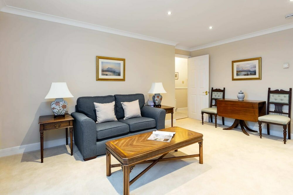 Фото Bright Tower Bridge Nest