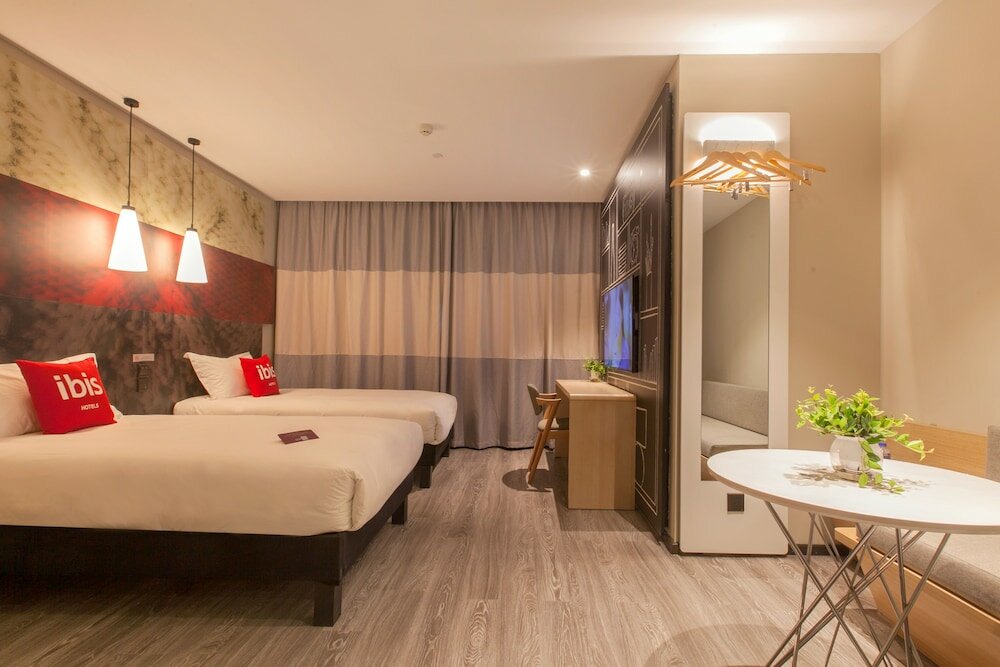 Фото Ibis Wuhan Hubu Alley Hotel