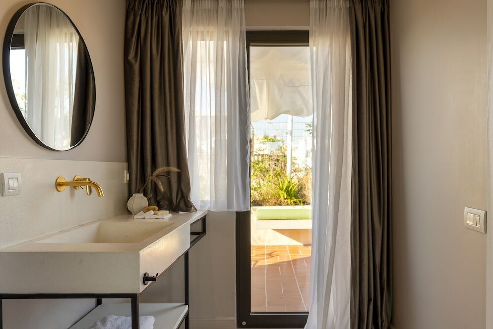 Фото L'Avventura Athens