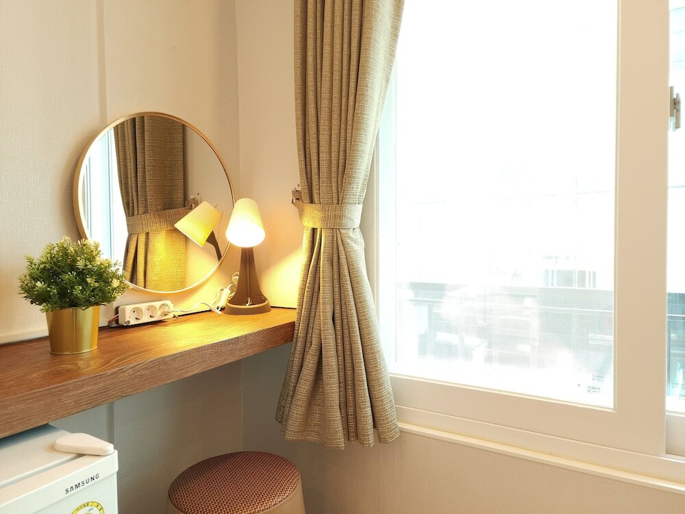 Фото Oyo Myeongdong 5 Lodge