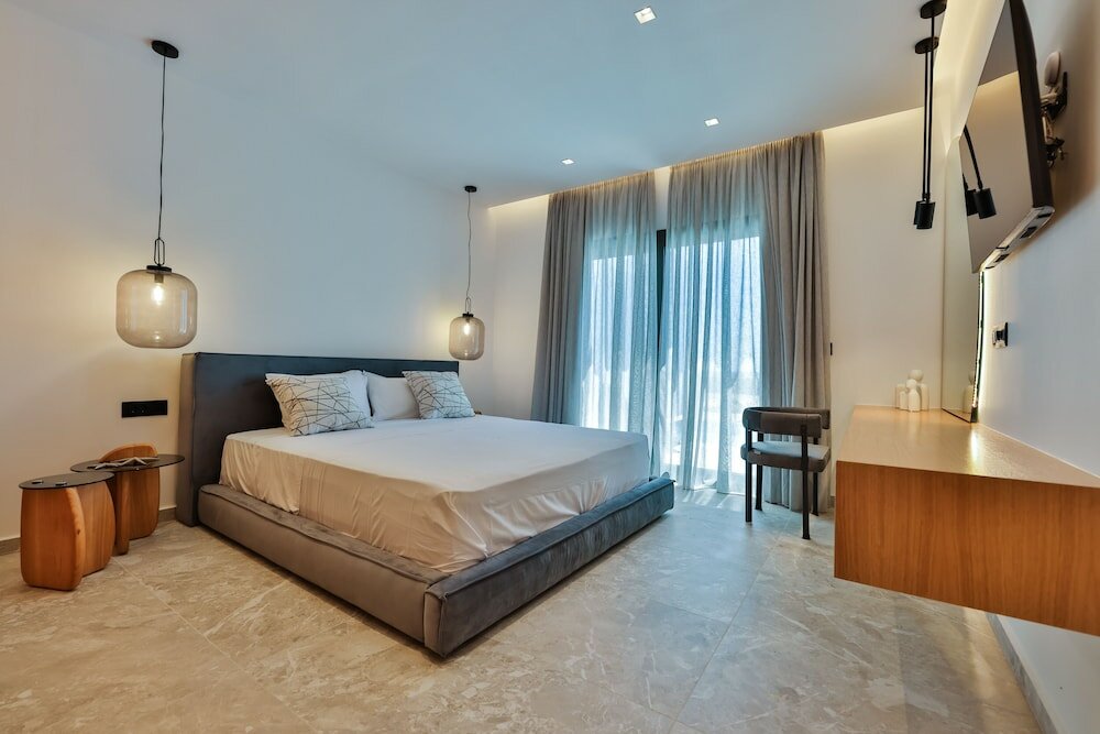 Фото Milestones Naxos Hotel